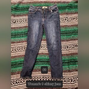 Woman's s9 skinny jeans